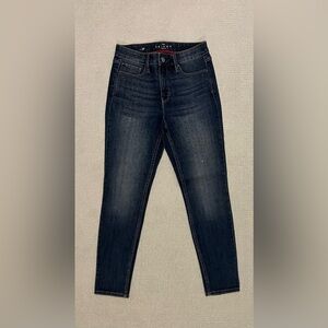 WHITE HOUSE BLACK MARKET // The Skinny Ankle Jean SZ: 4P. NWT. Navy Rhinestones